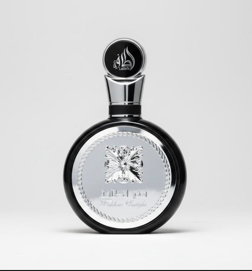 Lattafa Fakhar Black | Luxury Men's Fragrance